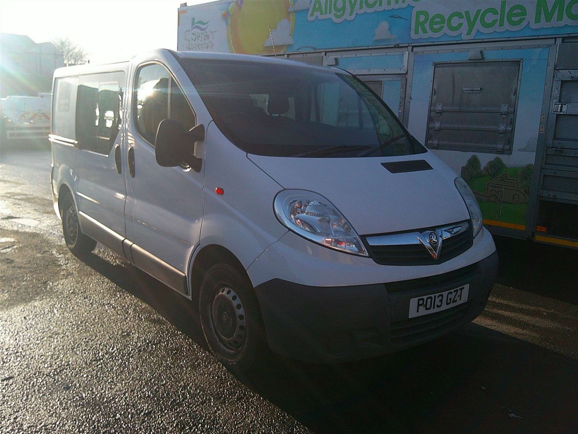 2013 13 REG VAUXHALL VIVARO SWB (DIRECT FIRE & RESCUE)