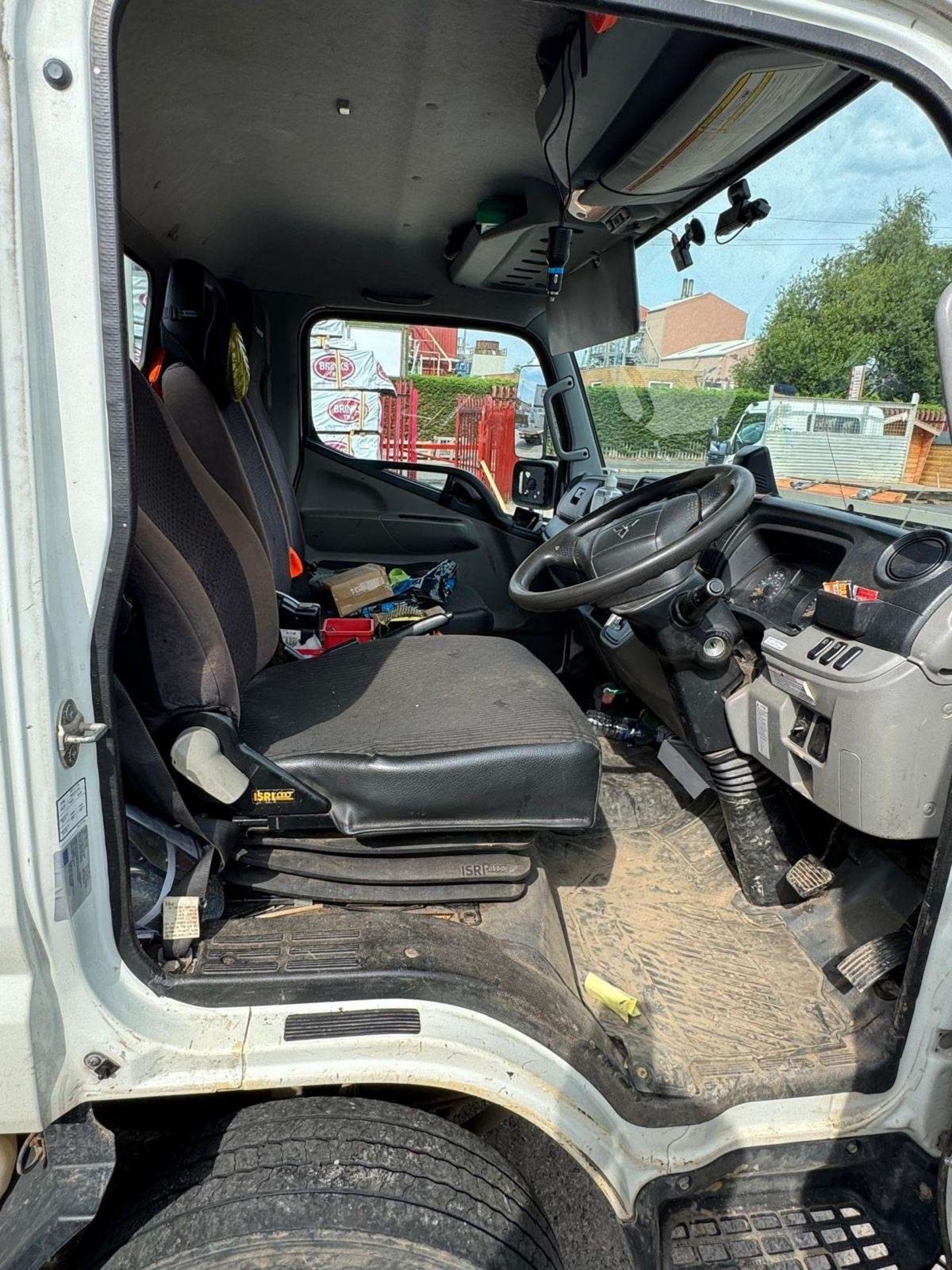 2020 69 REG MITSUBISHI CANTER 7.5T FLATBED (SOLD OFF SITE - LIVERPOOL) - Image 3 of 4
