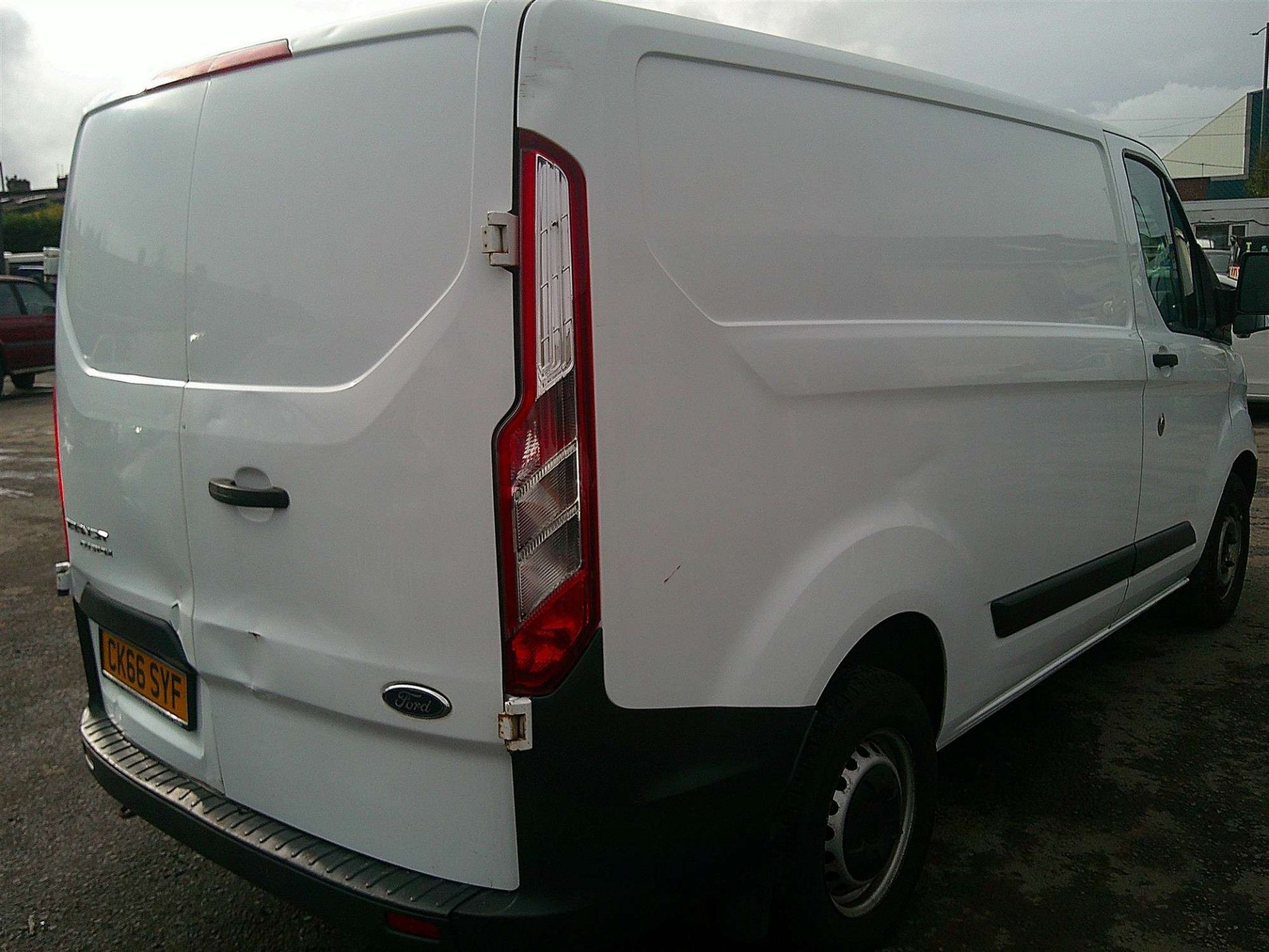 2017 66 REG FORD TRANSIT CUSTOM 270 L1 DIESEL FWD 2.0 TDCI 105PS LOW ROOF VAN - Image 4 of 7