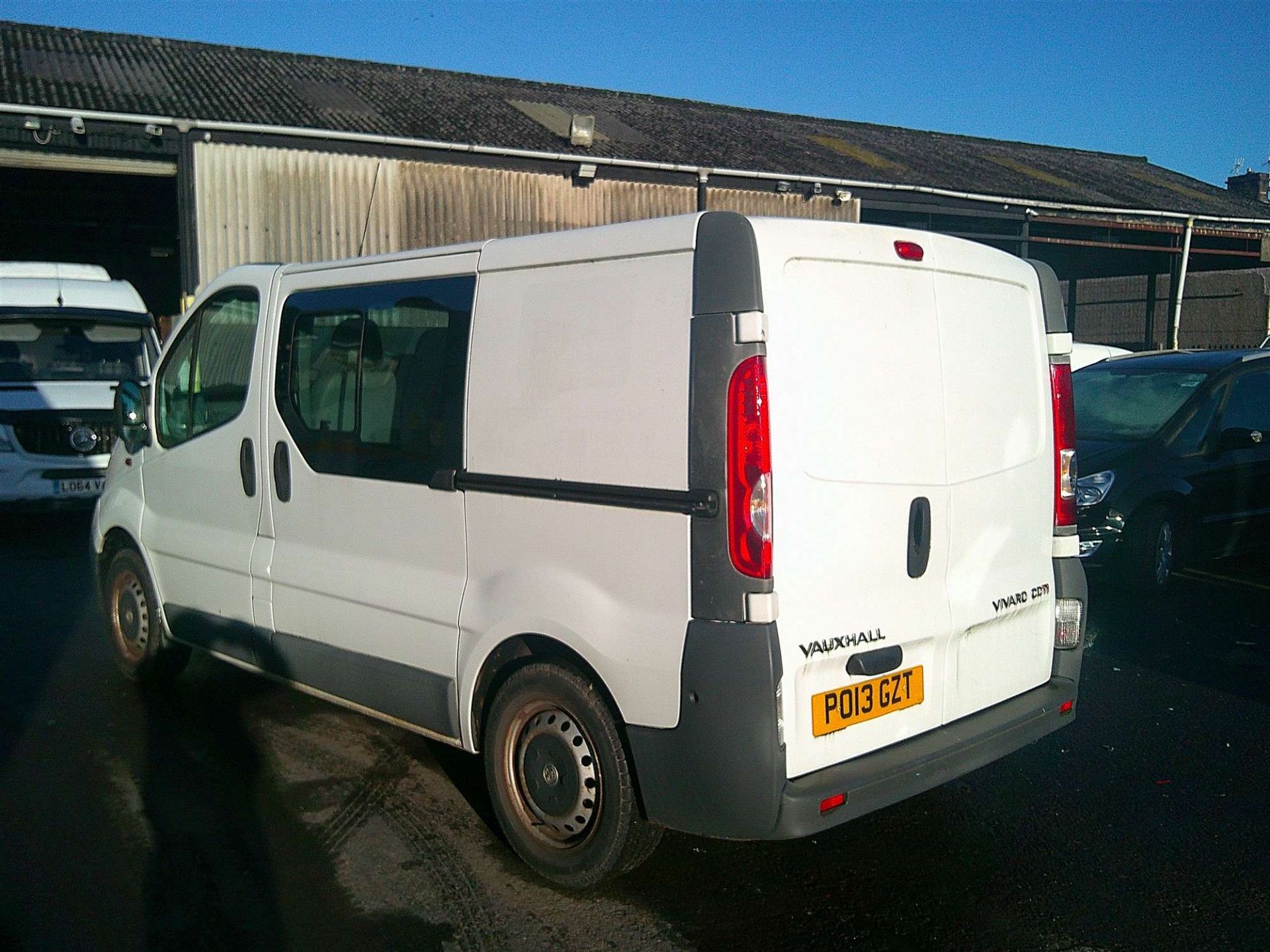 2013 13 REG VAUXHALL VIVARO SWB (DIRECT FIRE & RESCUE) - Image 3 of 7