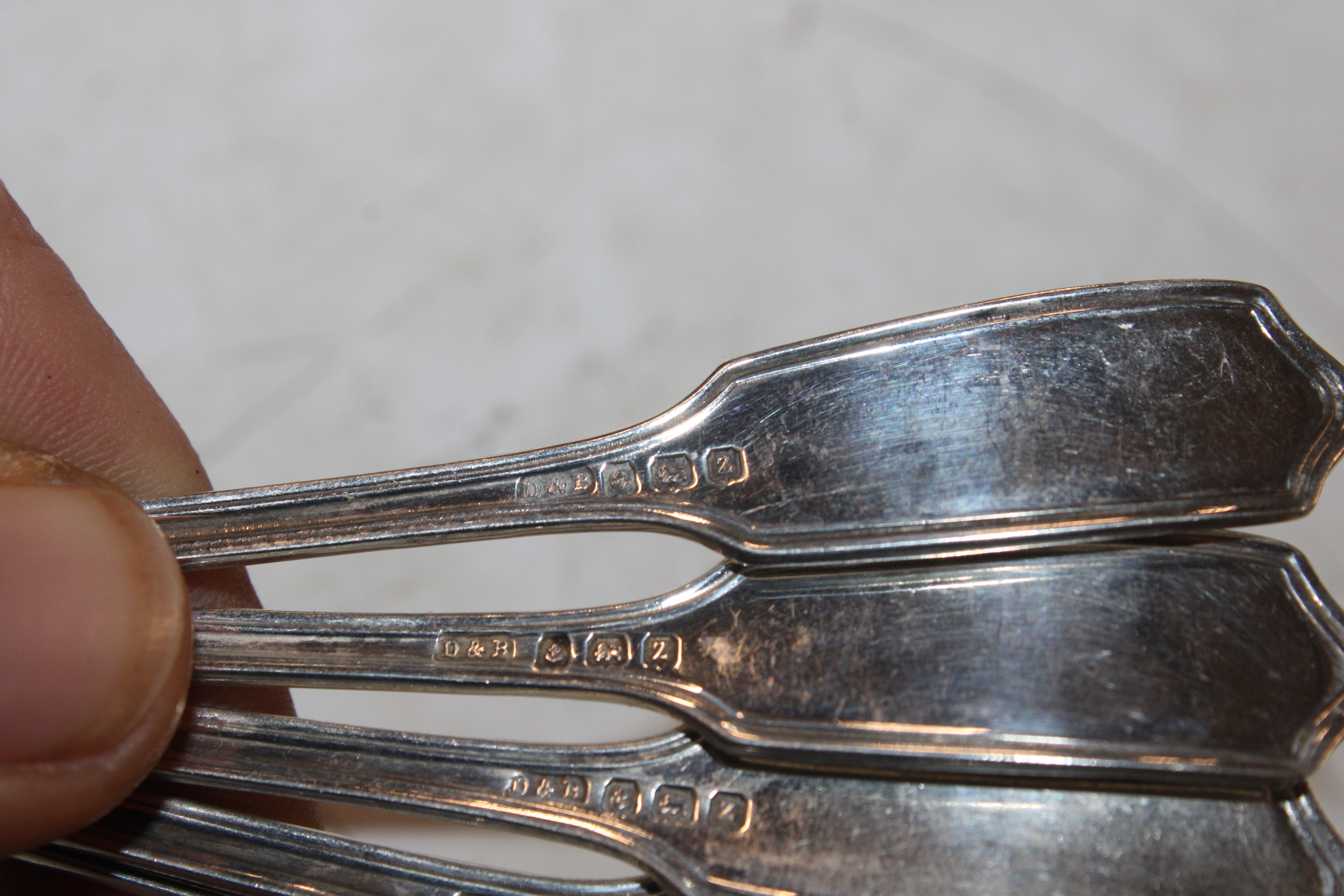 A pair of Sterling silver candlesticks with weight - Image 23 of 29