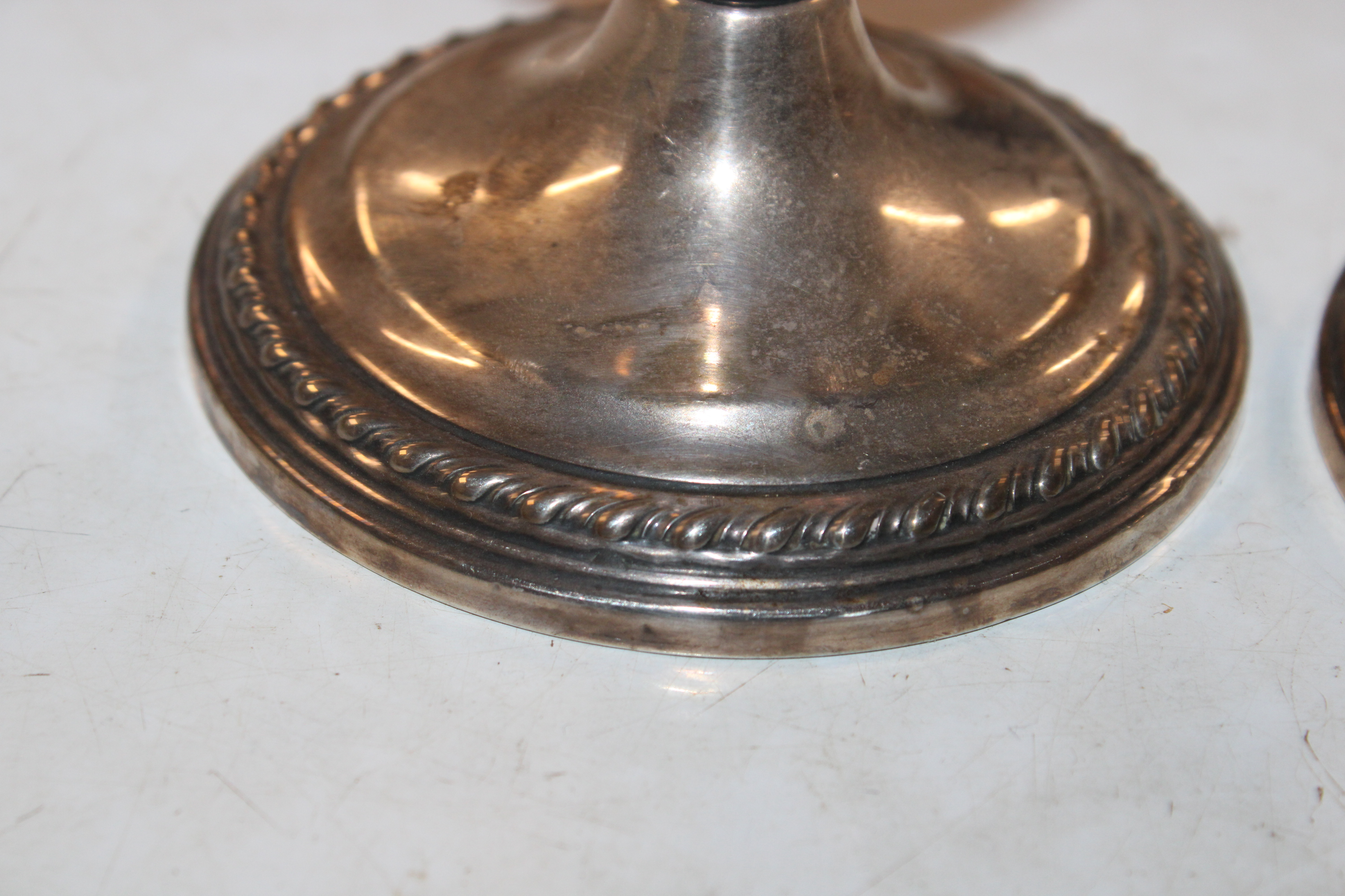 A pair of Sterling silver candlesticks with weight - Image 4 of 29