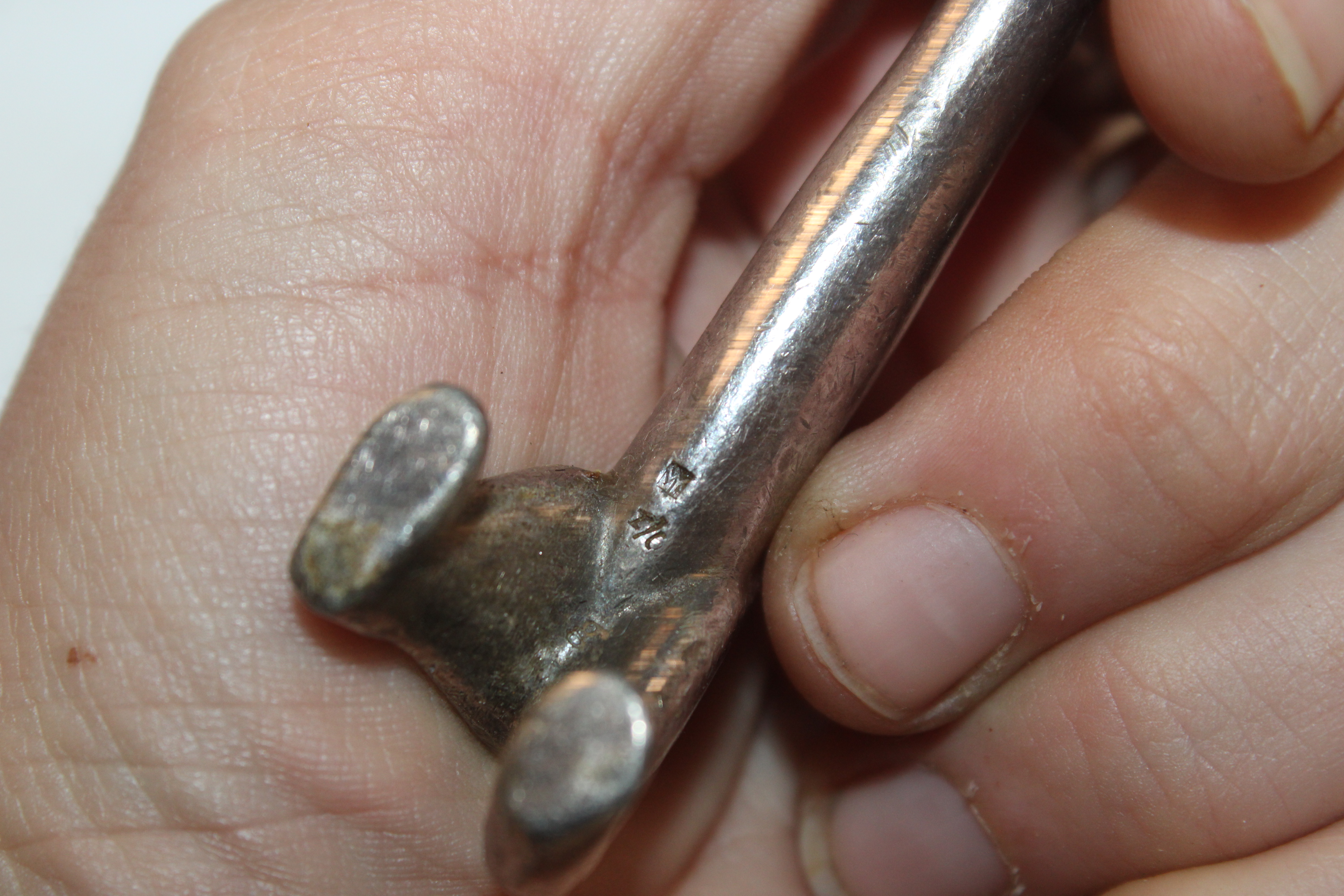 A pair of Sterling silver candlesticks with weight - Image 10 of 29