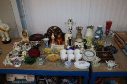 A collection of various china to include Royal Alb