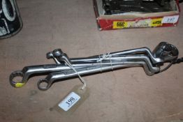 A quantity of graduated Elora ring spanners