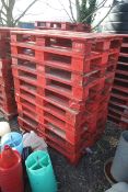 11x 80x120 pallets.