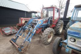 International 885XL 4WD tractor. Registration DDU 846Y. Date of first registration 20/01/1983. 7,445