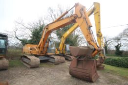 Samsung SE 280 28T excavator. 1989. Showing 5,898 hours. With 800mm tracks, 5ft bucket and grading