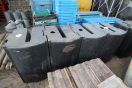 8x water filled retaining wall sections. V