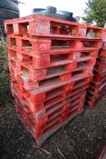 12x 80x120 pallets.