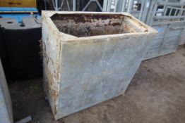 Galvanised tank. V