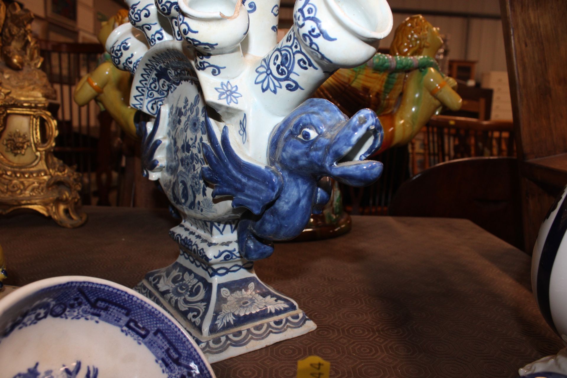 A Delft style tulip vase AF - Image 10 of 13