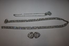 An Art Deco paste set belt, 32