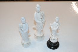 Three Quan Yin blanc de chine figures