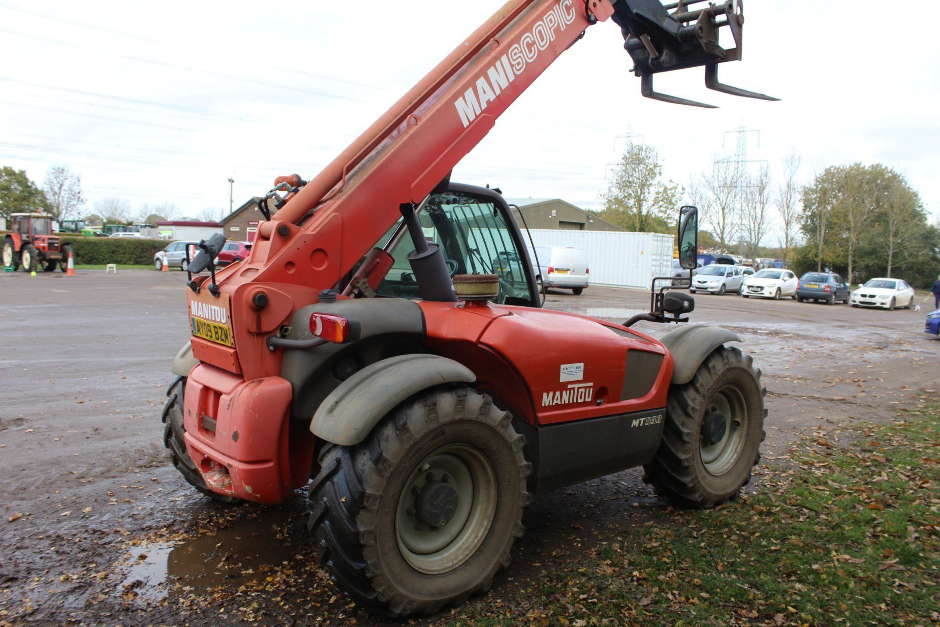 Manitou MT 932 4WD telehandler. Registration AY09 BZM. Date of first ...