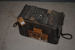 A wooden crate for 1000 rounds of .303 mark VII da