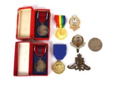 A mixed lot including a 1935 Jubilee medal (boxed)