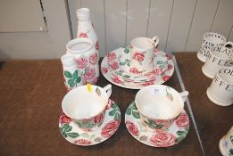 A collection of Emma Bridgewater 'Pink Roses' patt