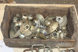 Large quantity of linkage balls.