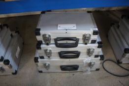 3x graduated carry cases.