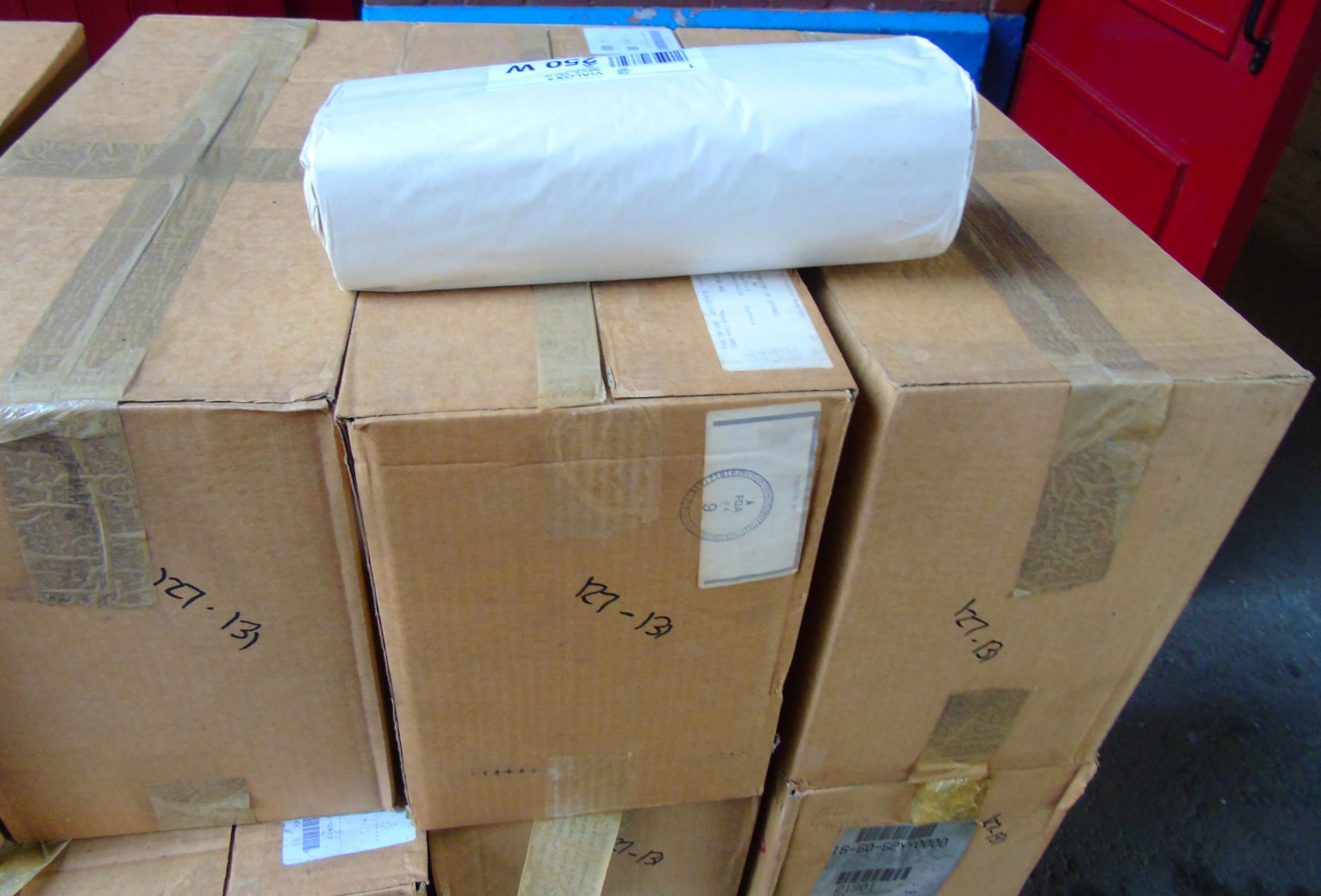 3 x boxes of 10 Osram 250w Elliptical High Pressure Sodium Lamps (30 lamps) (CWH REF: G13-2) - Image 2 of 3