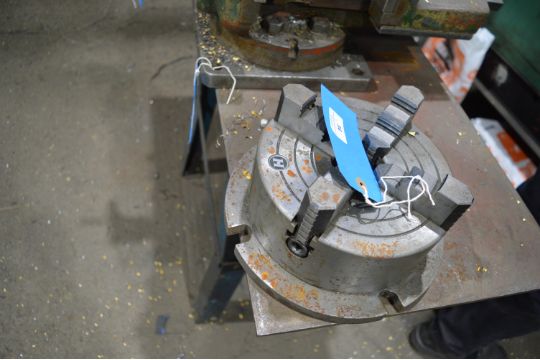 *Lathe Four Jaw Chuck