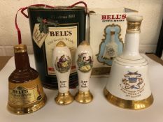 Bells Old Scotch Whiskey Extra Special in Christmas 1990 ceramic bell bottle, Bells Celebration