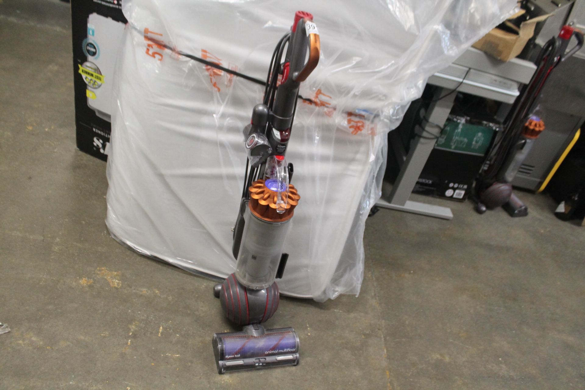 1 DYSON BALL ANIMAL UPRIGHT VACUUM CLEANER RRP Â£249