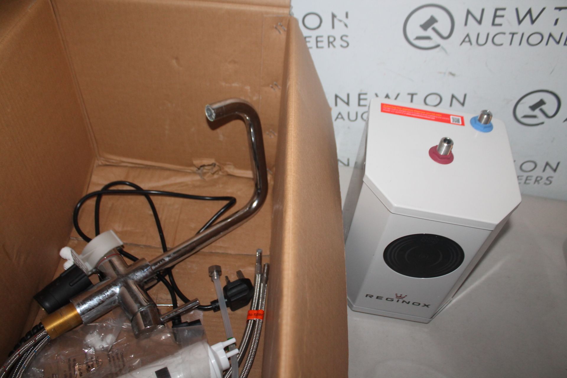 1 REGINOX TRIBEZI 3-IN-1 HOT TAP RRP Â£399