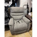 1 THOMASVILL FELIX MANUAL FABRIC RECLINER RRP Â£199 (HANDLE BROKEN)
