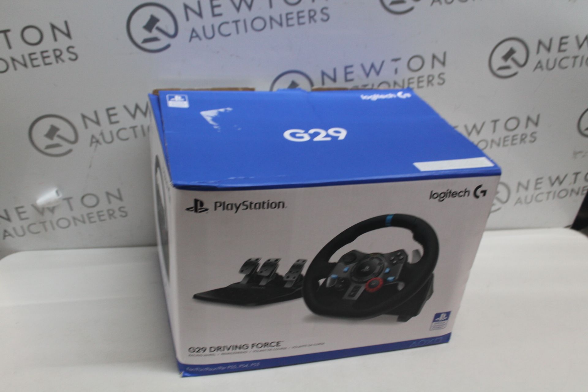 1 BOXED LOGITECH G29 DRIVING FORCE GAMING STEERING WHEEL & PEDAL RRP Â£169.99