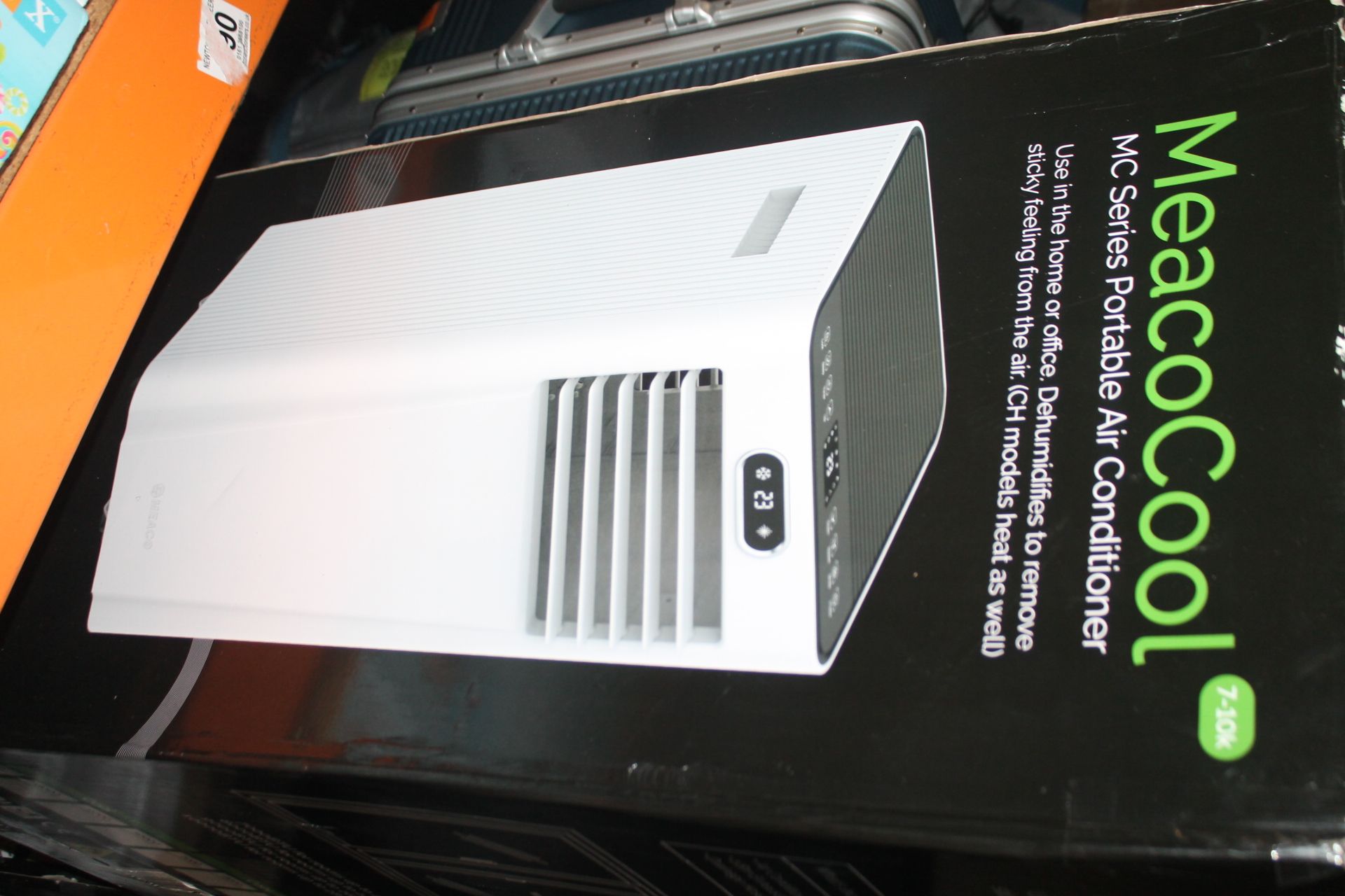 1 BOXED MEACOCOOL 10K BTU PORTABLE AIR CONDITIONER & HEATER RRP Â£399