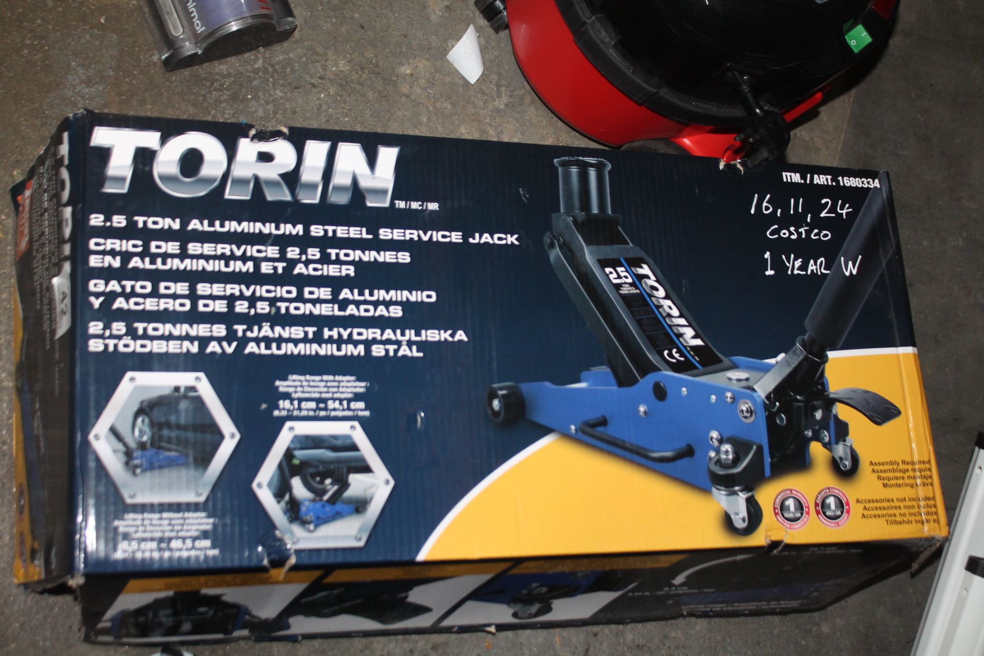 1 BOXED TORIN 2.5 TONNE SERVICE JACK RRP Â£169