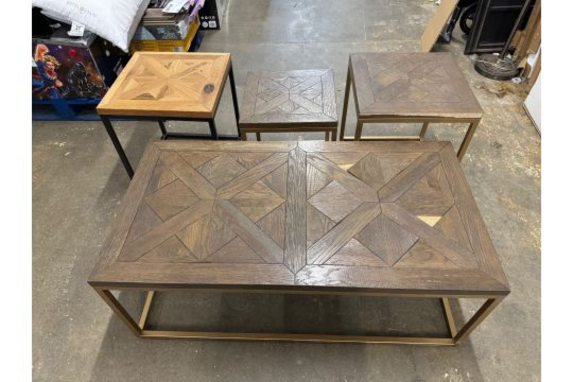 1 BENTLEY DESIGNS GREENWICH OAK COFFEE TABLE AND SOFA SIDE TABLES RRP Â£399 (DAMAGED)