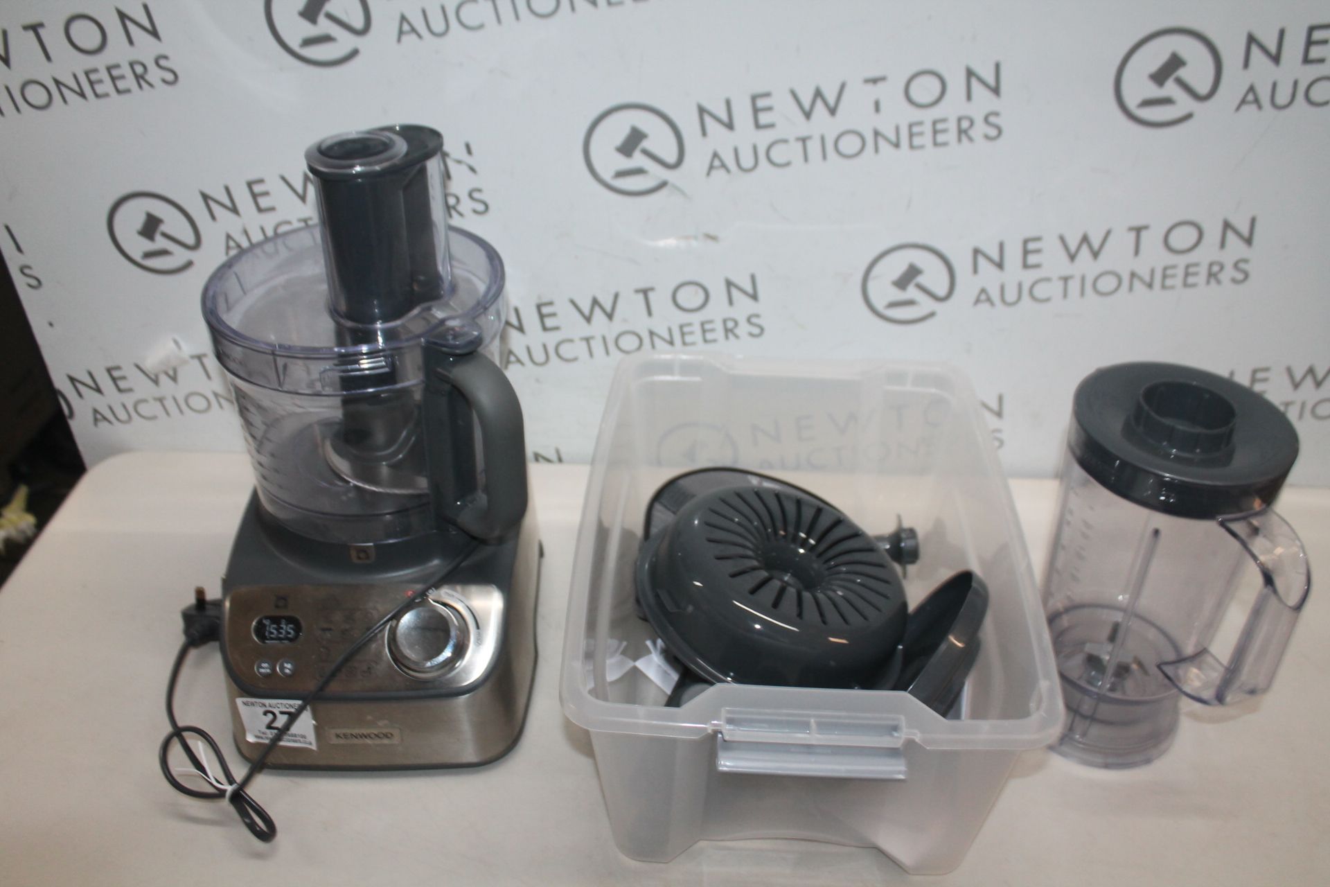 1 KENWOOD MULTIPRO COMPACT FOOD PROCESSOR, FDM71 RRP Â£149