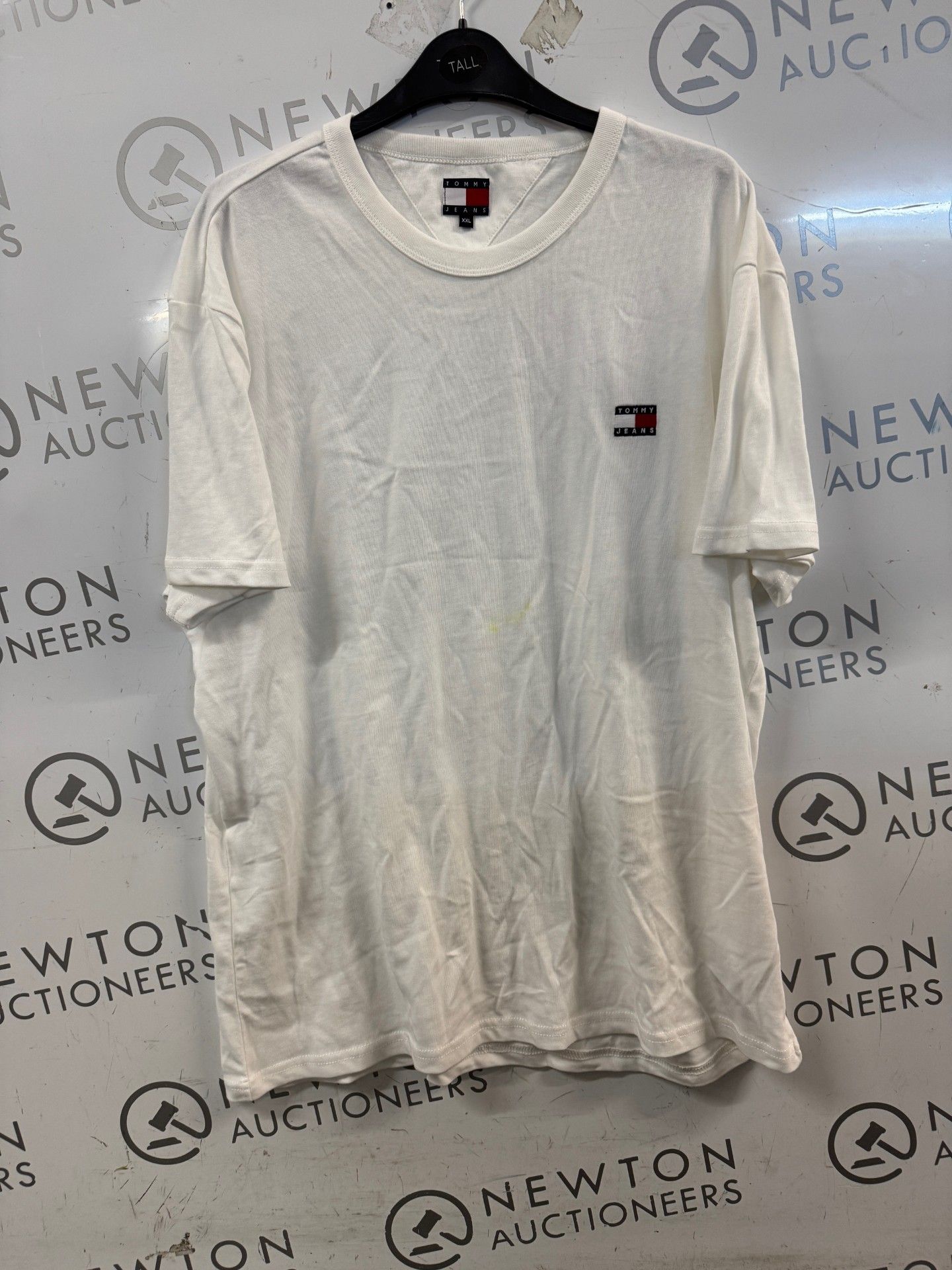 1 MENS TOMMY JEANS T-SHIRT IN WHITEUE SIZE XXL RRP Â£19