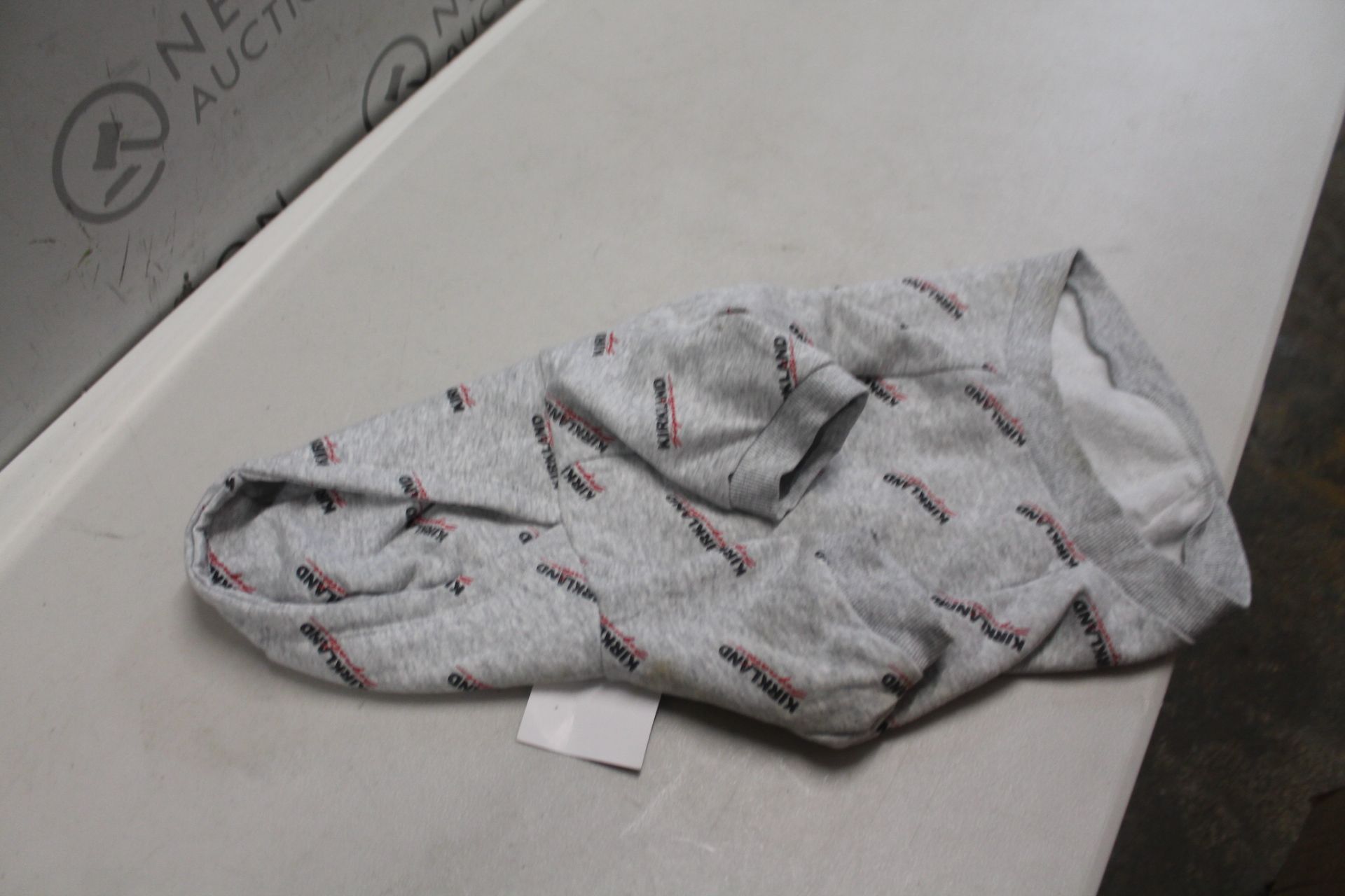 1 BRAND NEW KIRKLAND SIGNATURE PET LOGO HOODIE IN BLACK/GRAY SIZE SMALL RRP Â£9