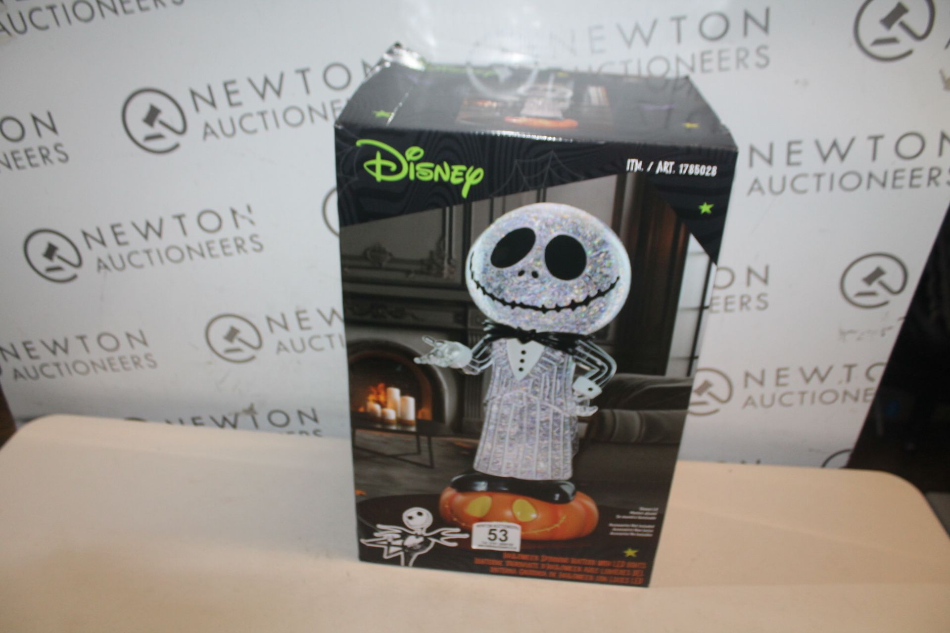 1 BOXED 16 INCH (40.6CM) HALLOWEEN DISNEY SPINNING LANTERN WITH LED LIGHTS RRP Â£59