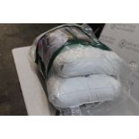 1 SET OF 2 HOTEL GRAND DOUBLE TOP GOOSE FEATHER & GOOSE DOWN PILLOWS RRP Â£29.99
