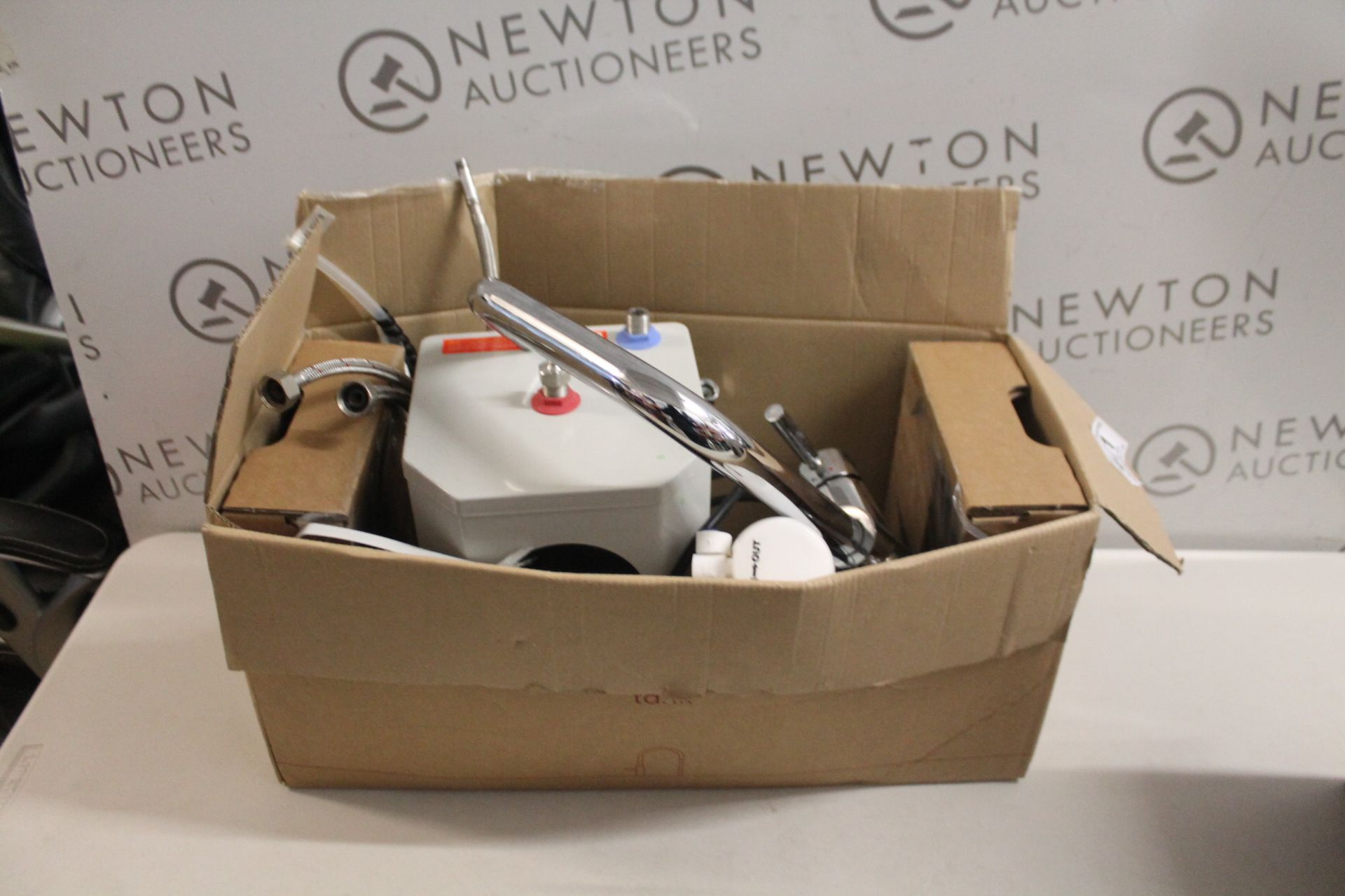 1 REGINOX TRIBEZI 3-IN-1 HOT TAP RRP Ã‚Â£399