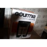 1 BOXED GOURMIA 6.7L DIGITAL AIR FRYER RRP Â£89.99