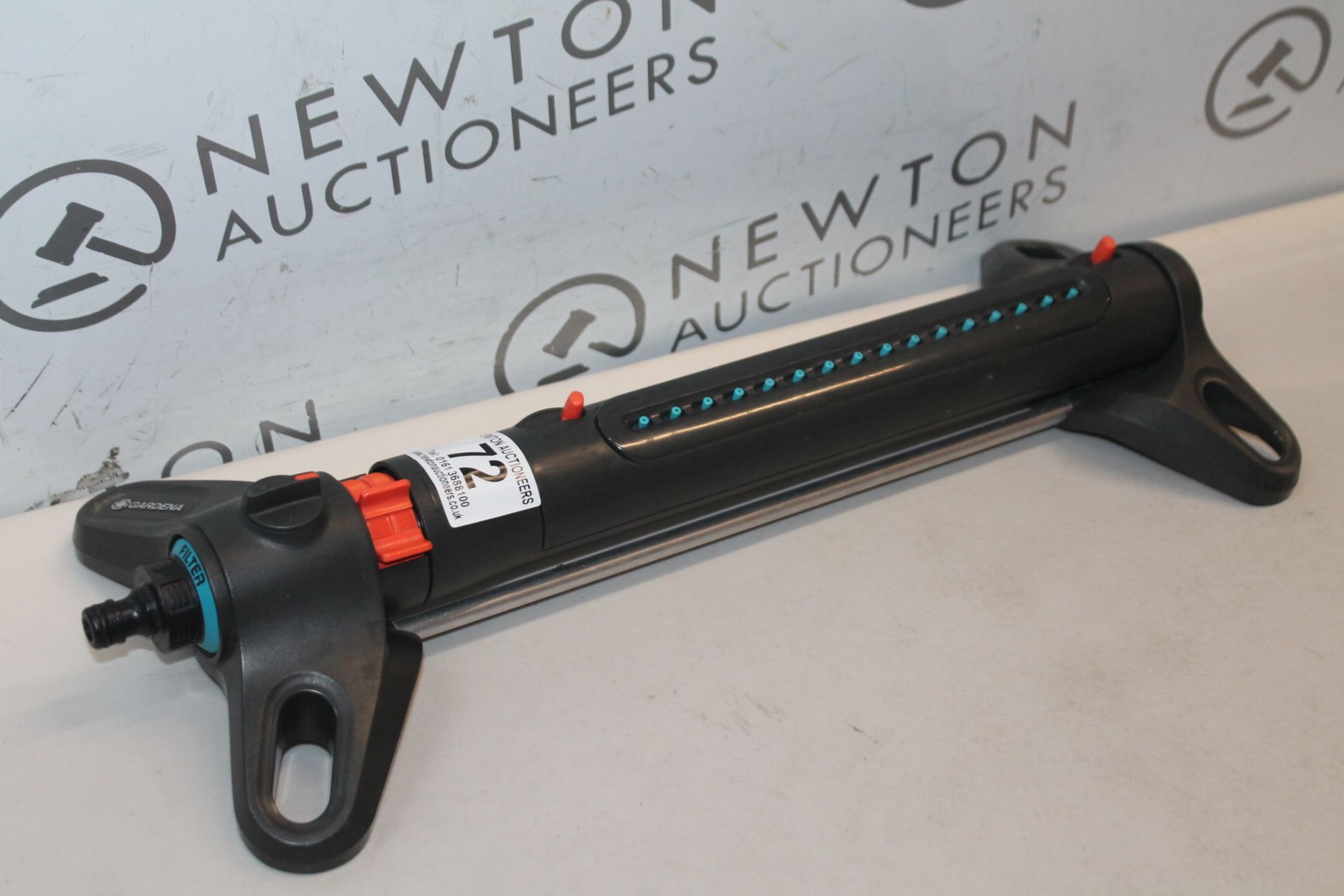 1 GARDENA AQUAZOOM LARGE OSCILLATING SPRINKLER RRP Â£43.99