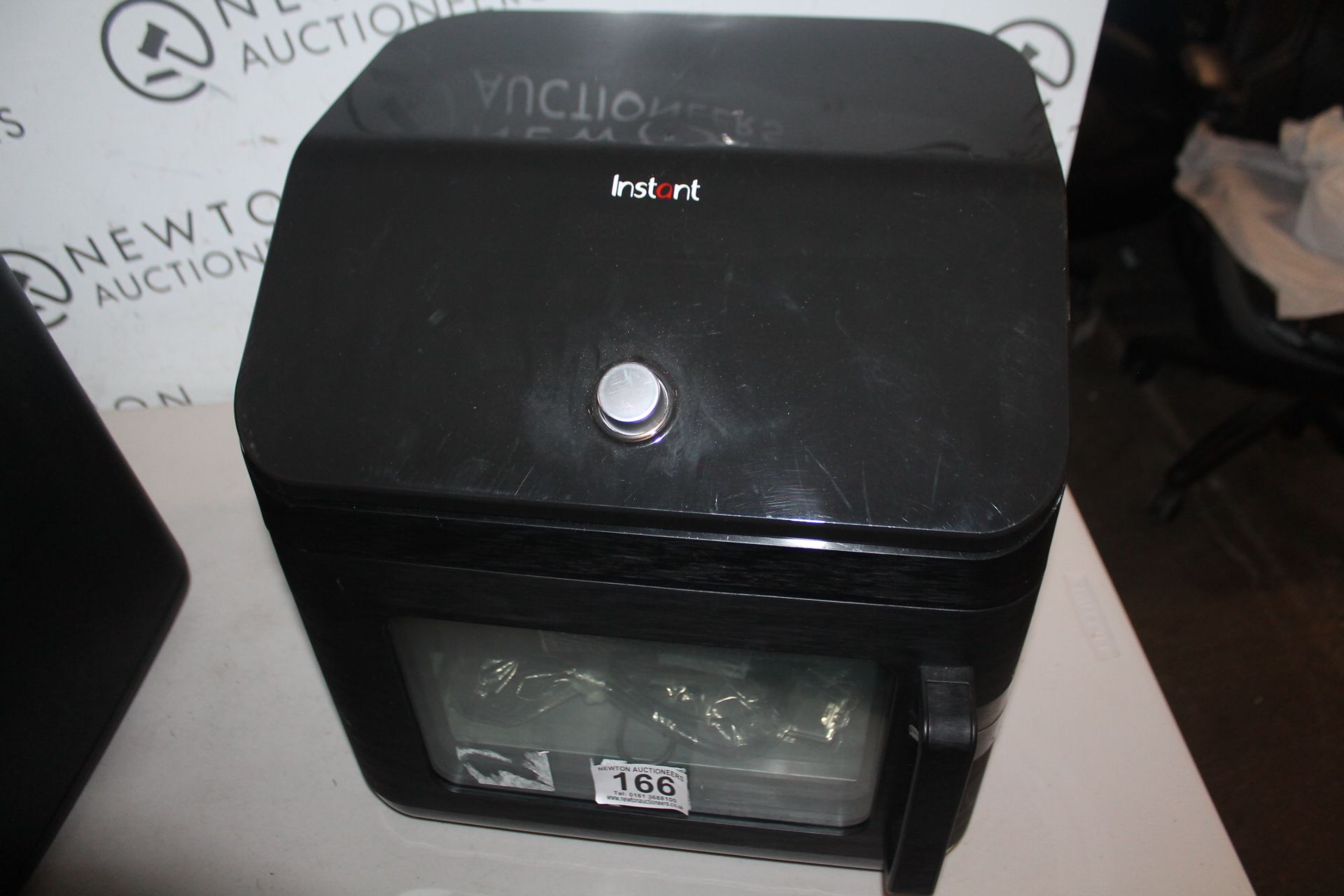 1 INSTANT VORTEX CLEARCOOK AIR FRYER OVEN, 13L RRP Â£119