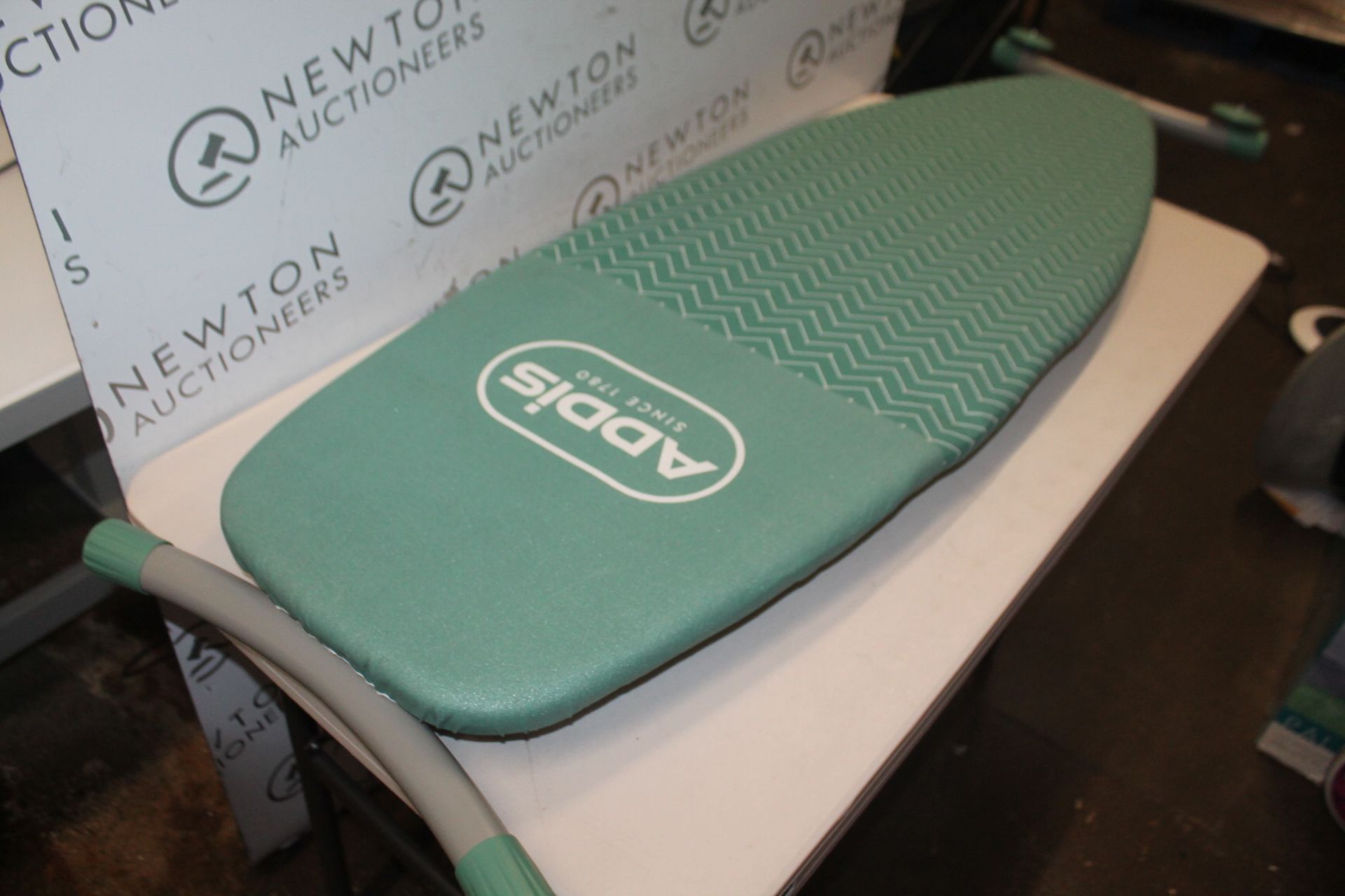 1 ADDIS DELUXE IRONING BOARD RRP Â£39.99