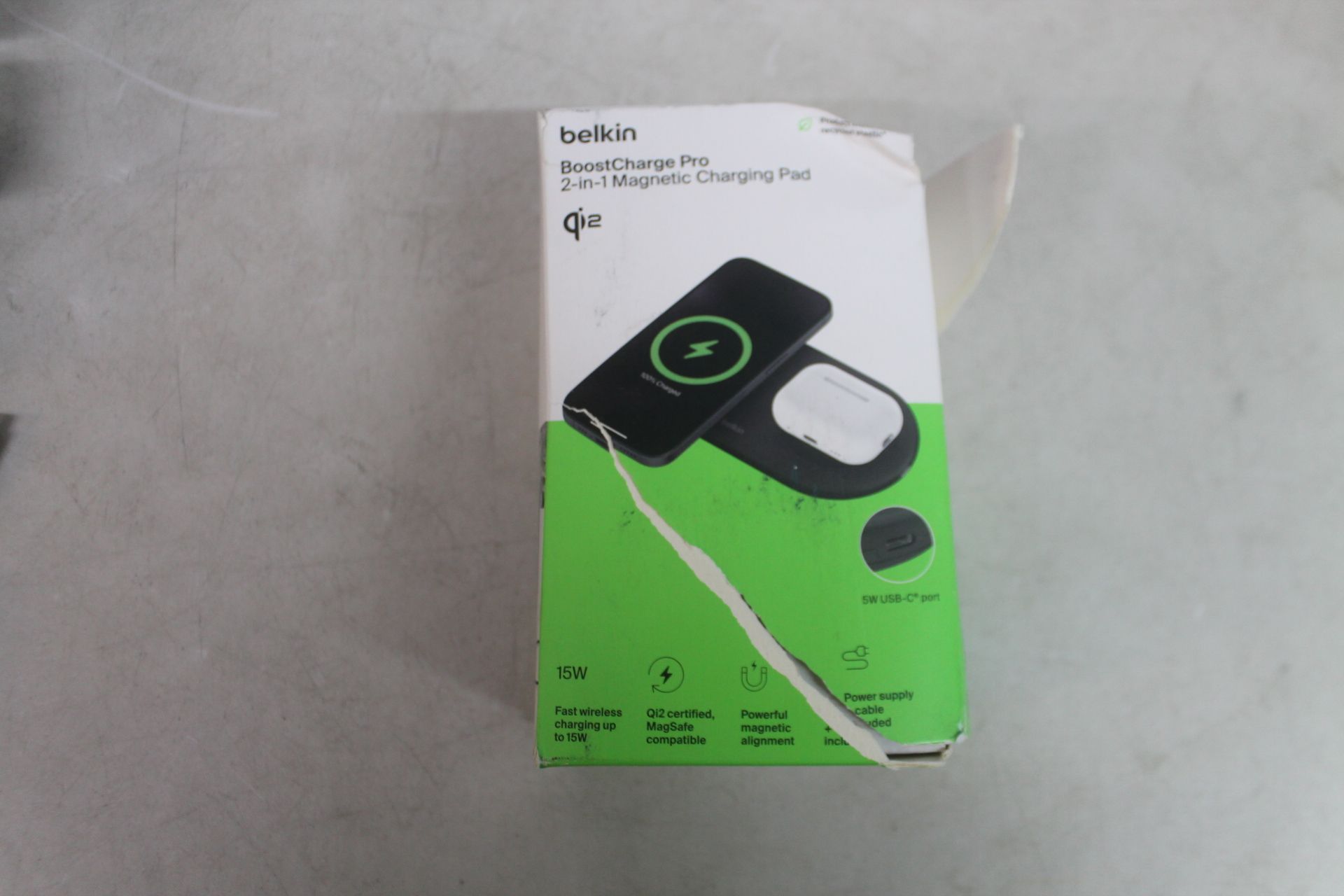 1 BOXED BELKIN BOOSTCHARGE PRO 2 IN 1 MAGNETIC CHARGING PAD RRP Â£99.99