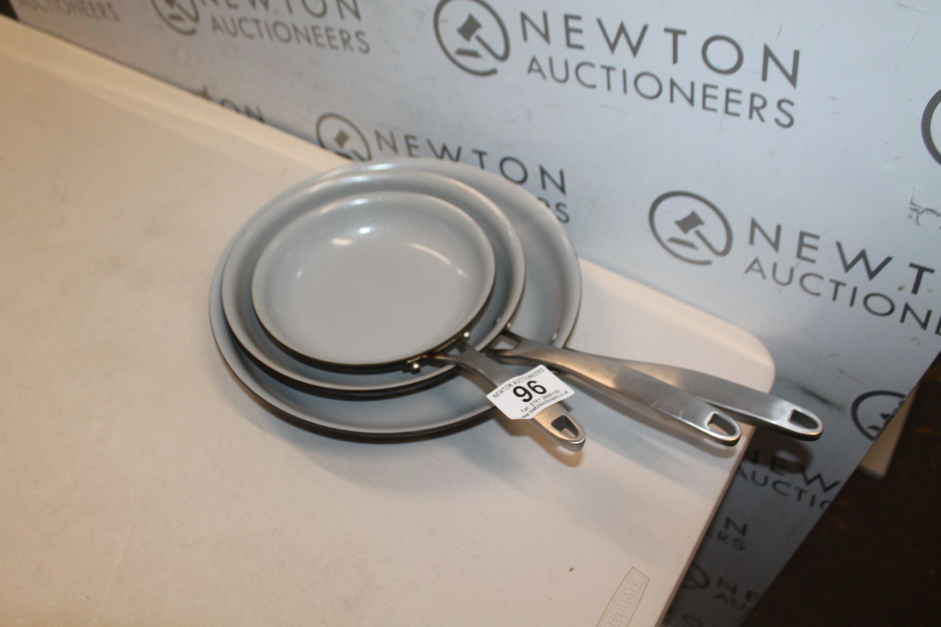 1 TRAMONTINA 3-PIECE FRYING PAN SET RRP Â£49