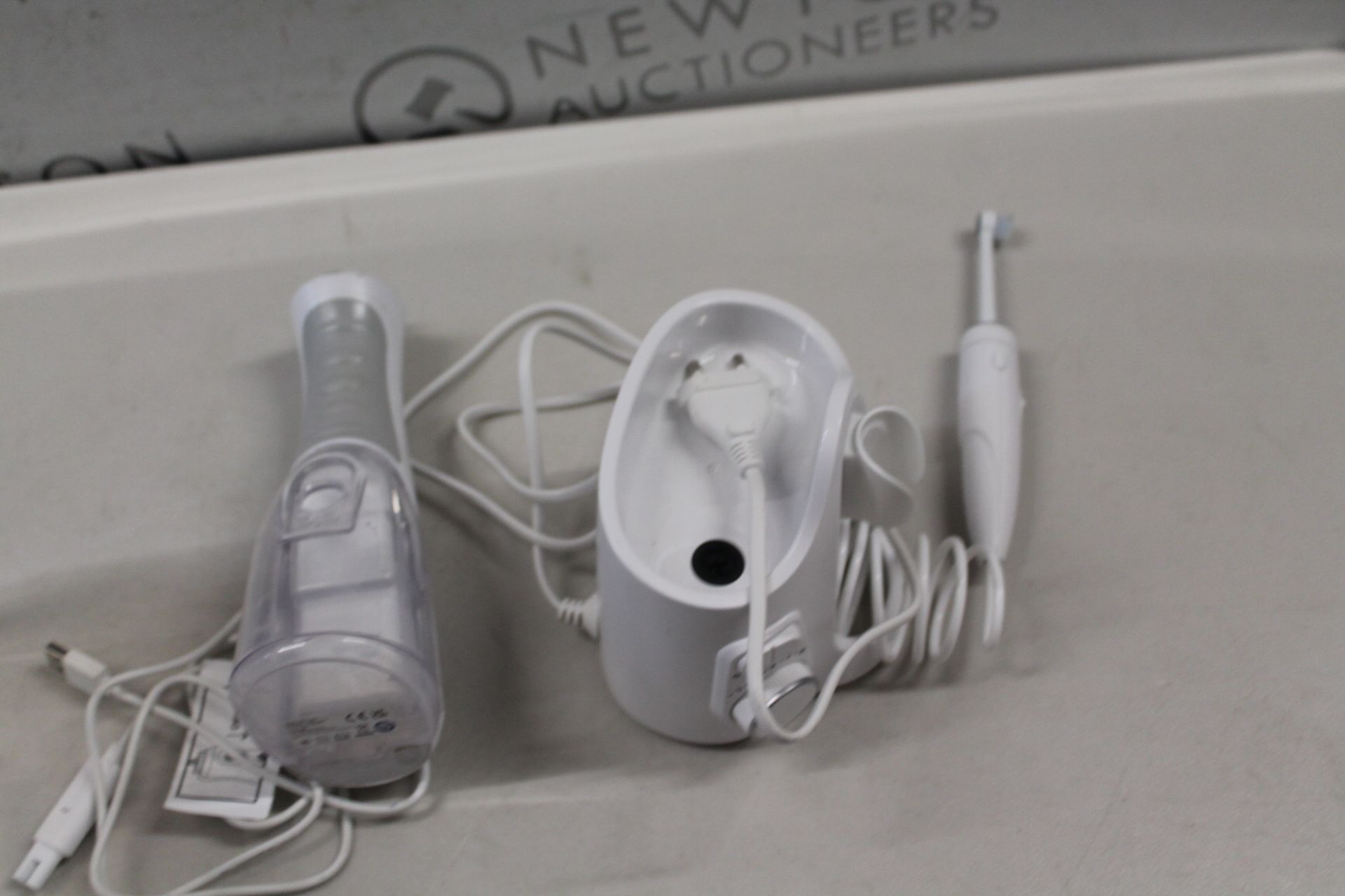 1 WATERPIK ULTRA PLUS WATER FLOSSER RRP Â£99