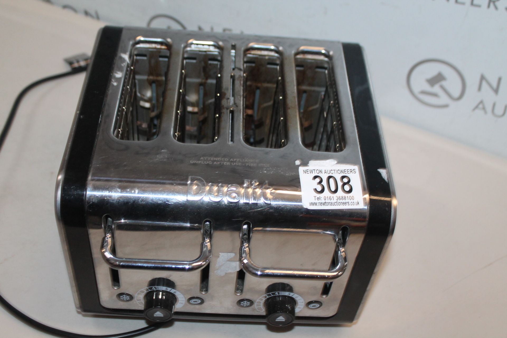 1 DUALIT 4 SLOT TOASTER RRP Â£149.99