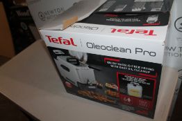 1 BOXED TEFAL OLEOCLEAN PRO INOX & DESIGN DEEP FRYER RRP Ã‚Â£129.99