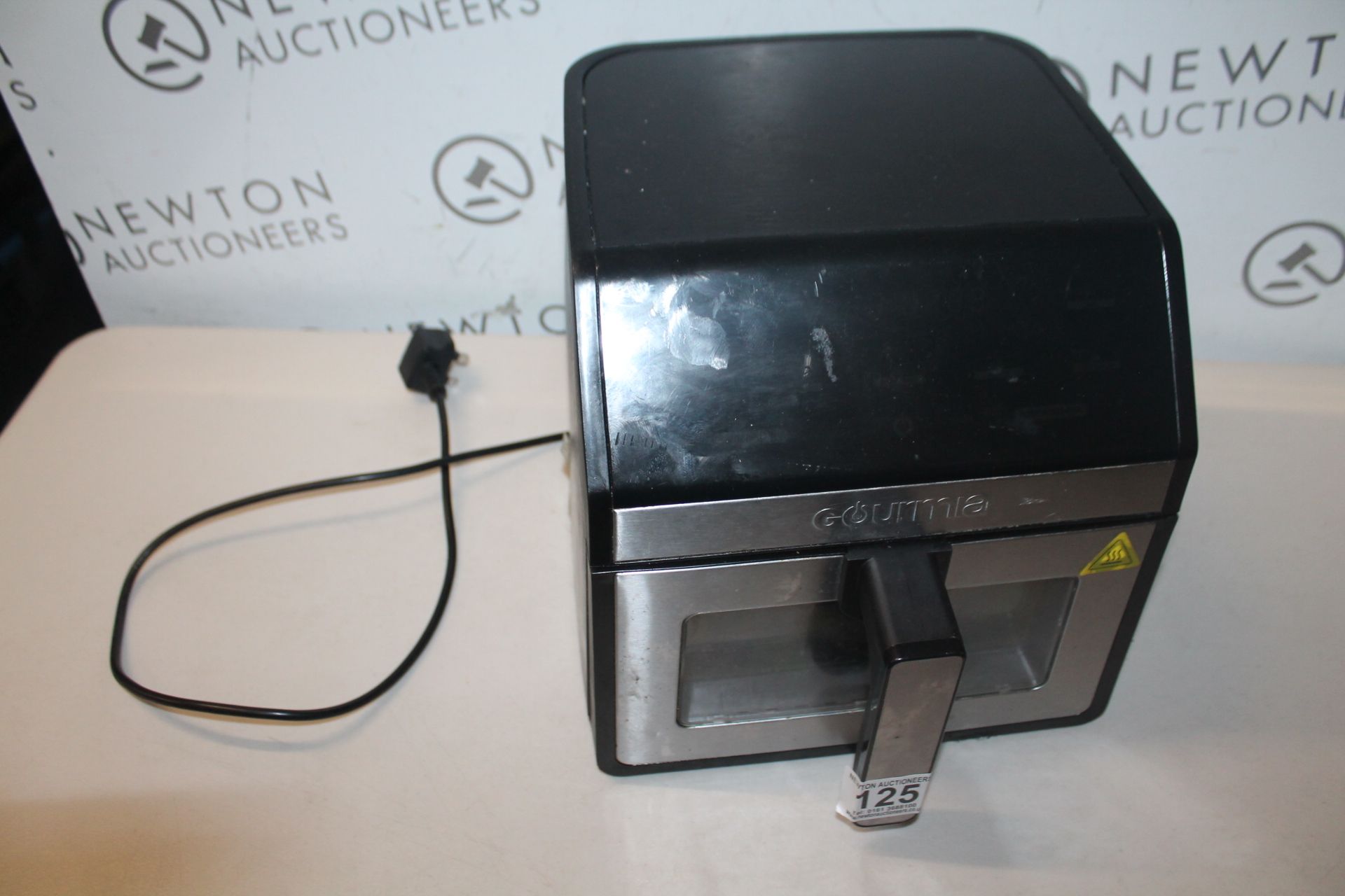 1 GOURMIA 7.6L DIGITAL AIR FRYER WITH LIGHT & WINDOW RRP Â£54.99